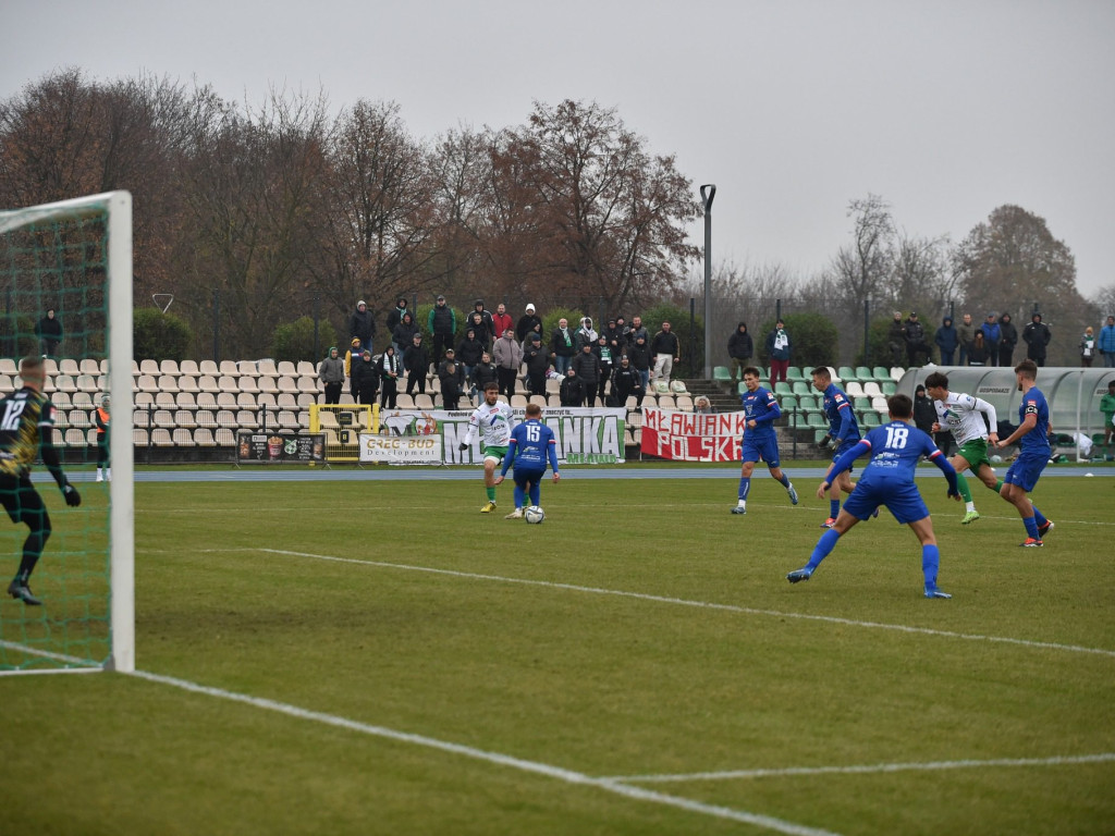 Kolejny sukces nad Bronią. Zły początek, udany finisz