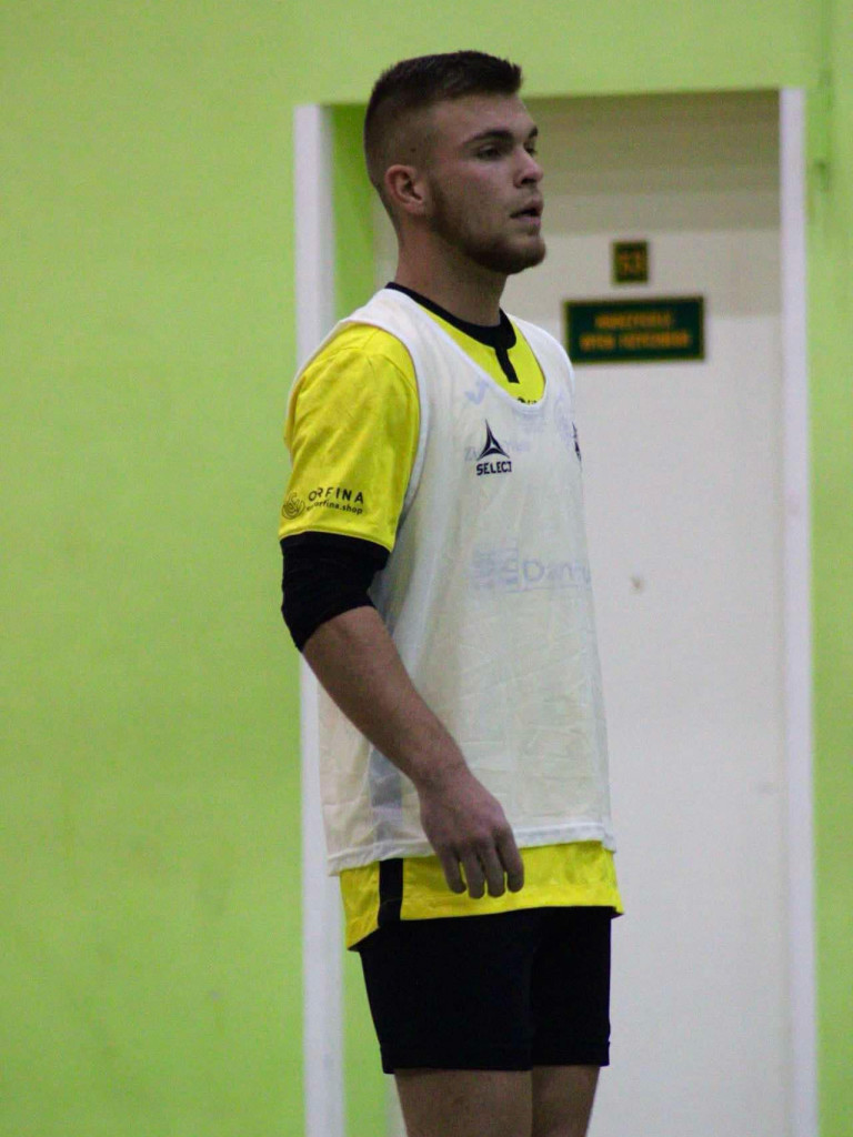 Mocne otwarcie mistrzów. Korneier razy cztery