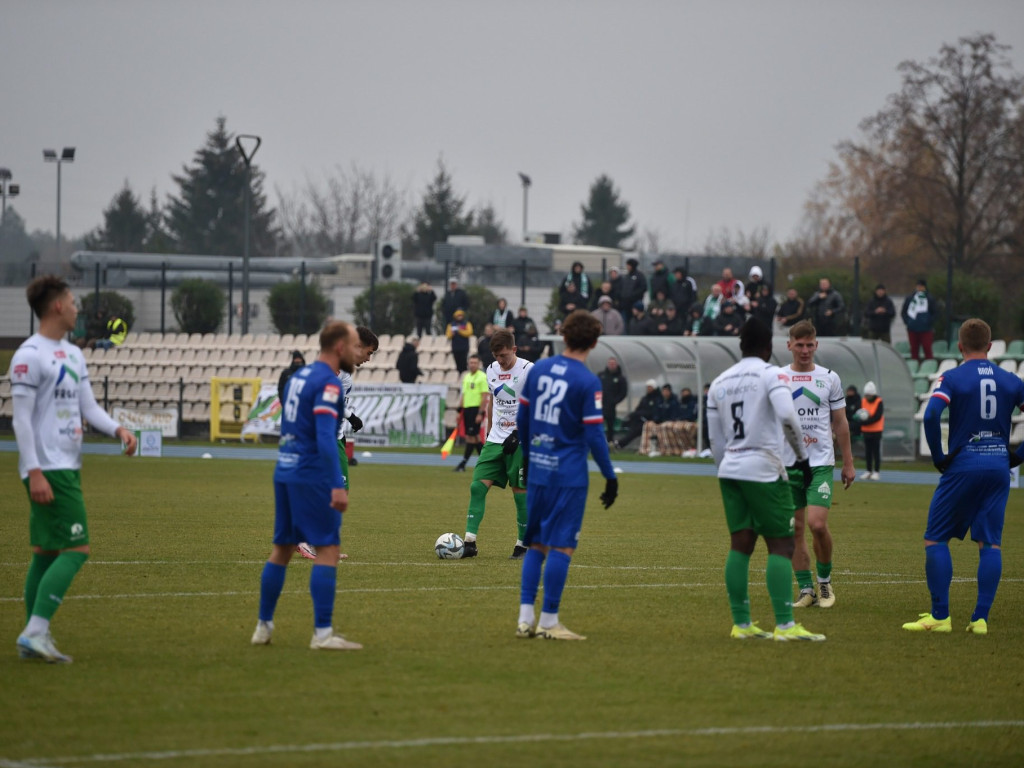 Kolejny sukces nad Bronią. Zły początek, udany finisz