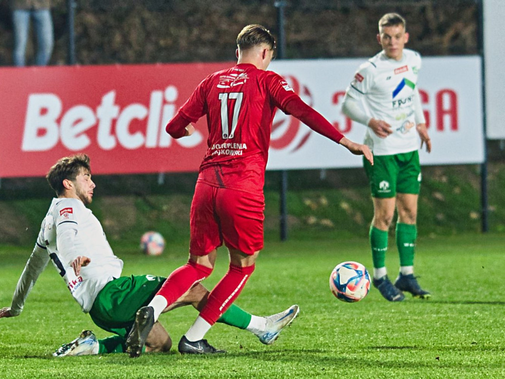 Będzie walkower, czy powtórka. W Wikielcu biją