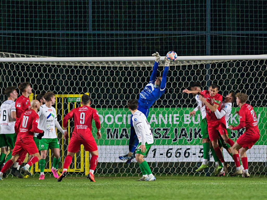 Będzie walkower, czy powtórka. W Wikielcu biją