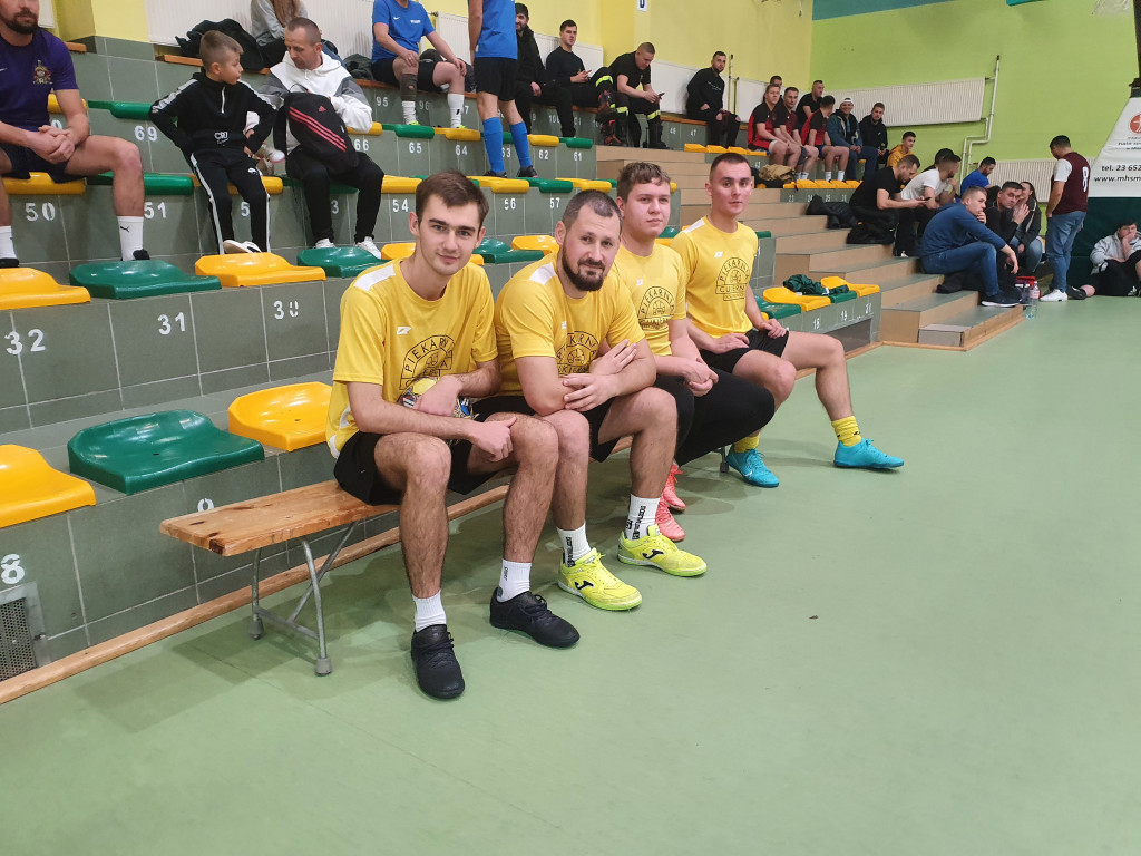 Somsiady na czele. Warriors z fair play