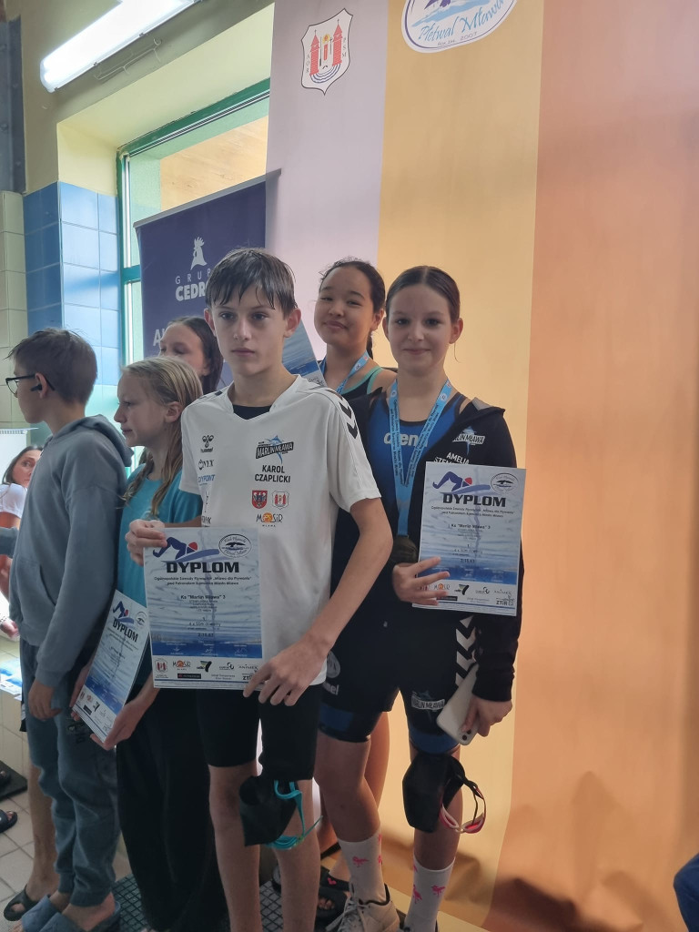 Wielkie emocje na basenie. Ponad sto medali mławian