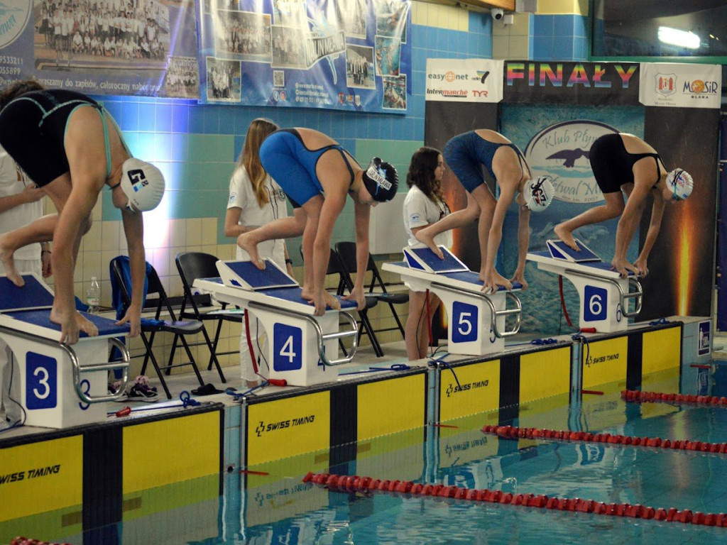 Wielkie emocje na basenie. Ponad sto medali mławian
