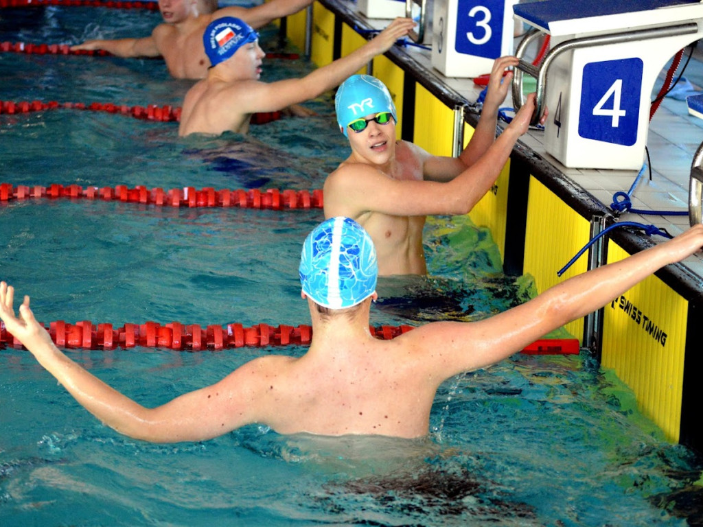 Wielkie emocje na basenie. Ponad sto medali mławian