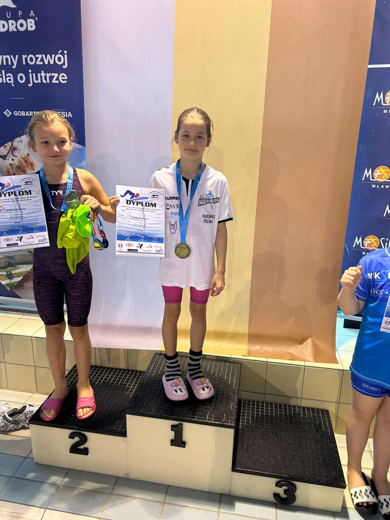 Wielkie emocje na basenie. Ponad sto medali mławian