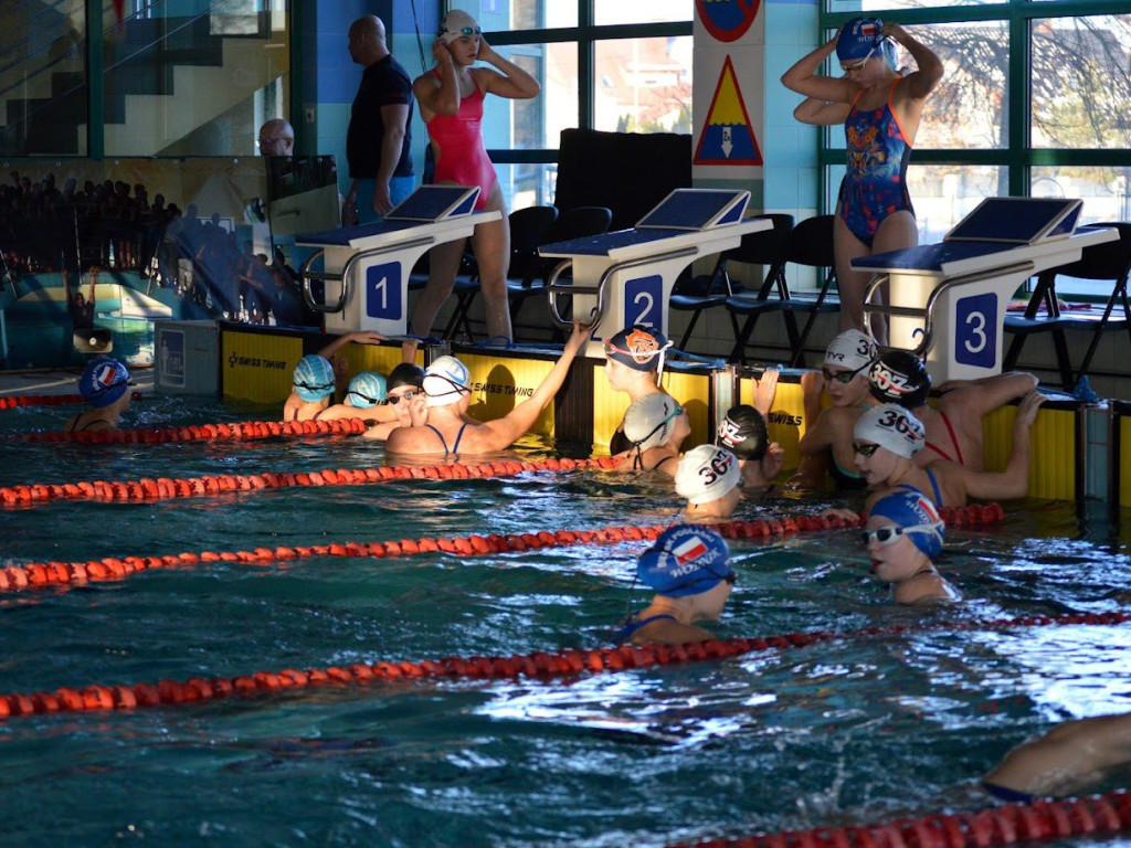 Wielkie emocje na basenie. Ponad sto medali mławian