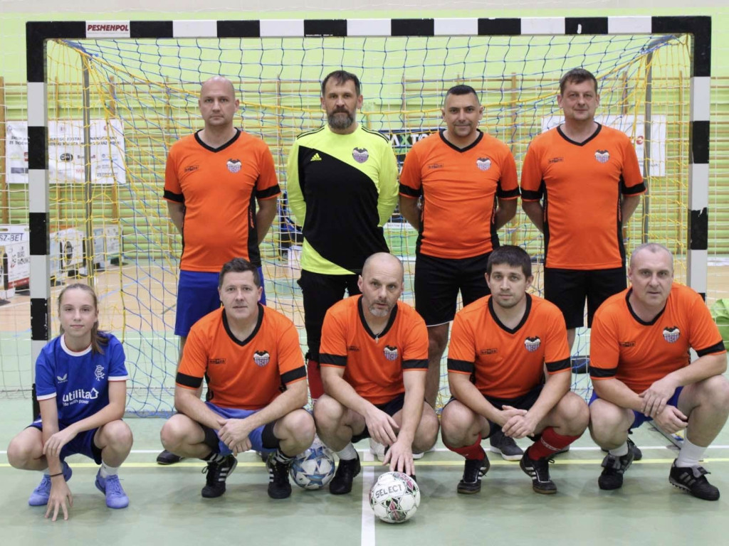 Raz Olsztyn, raz Włocławek. Puchary wyjechały z Mławy