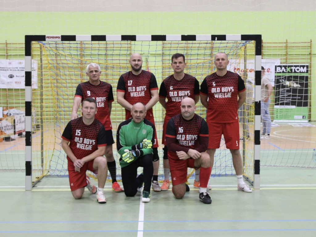 Raz Olsztyn, raz Włocławek. Puchary wyjechały z Mławy