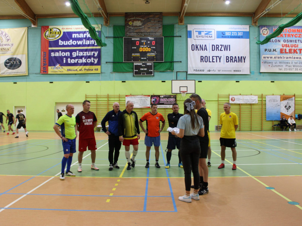 Raz Olsztyn, raz Włocławek. Puchary wyjechały z Mławy