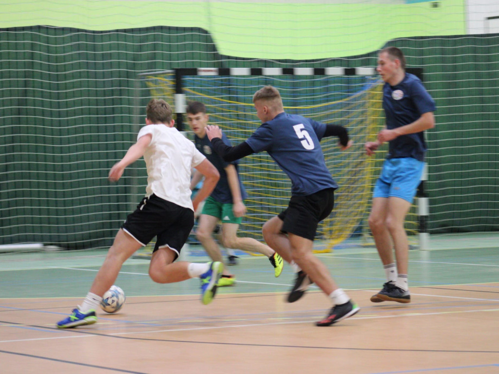 Wielkie przełamanie Boca Seniors. Dwucyfrówka Warriors