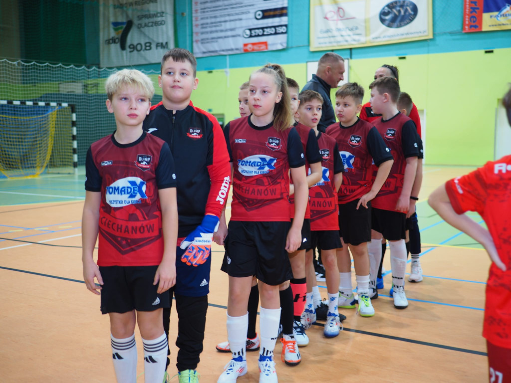 Debiut rocznika 2018 Mławianki. Wielkie emocje na hali