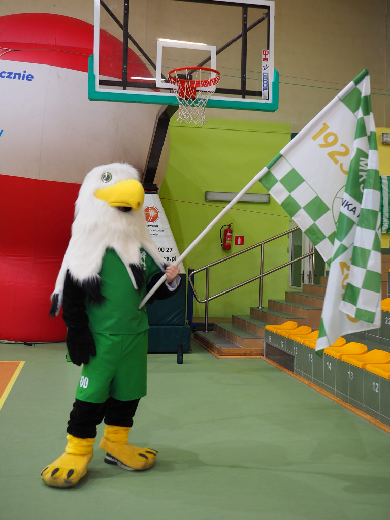 Debiut rocznika 2018 Mławianki. Wielkie emocje na hali