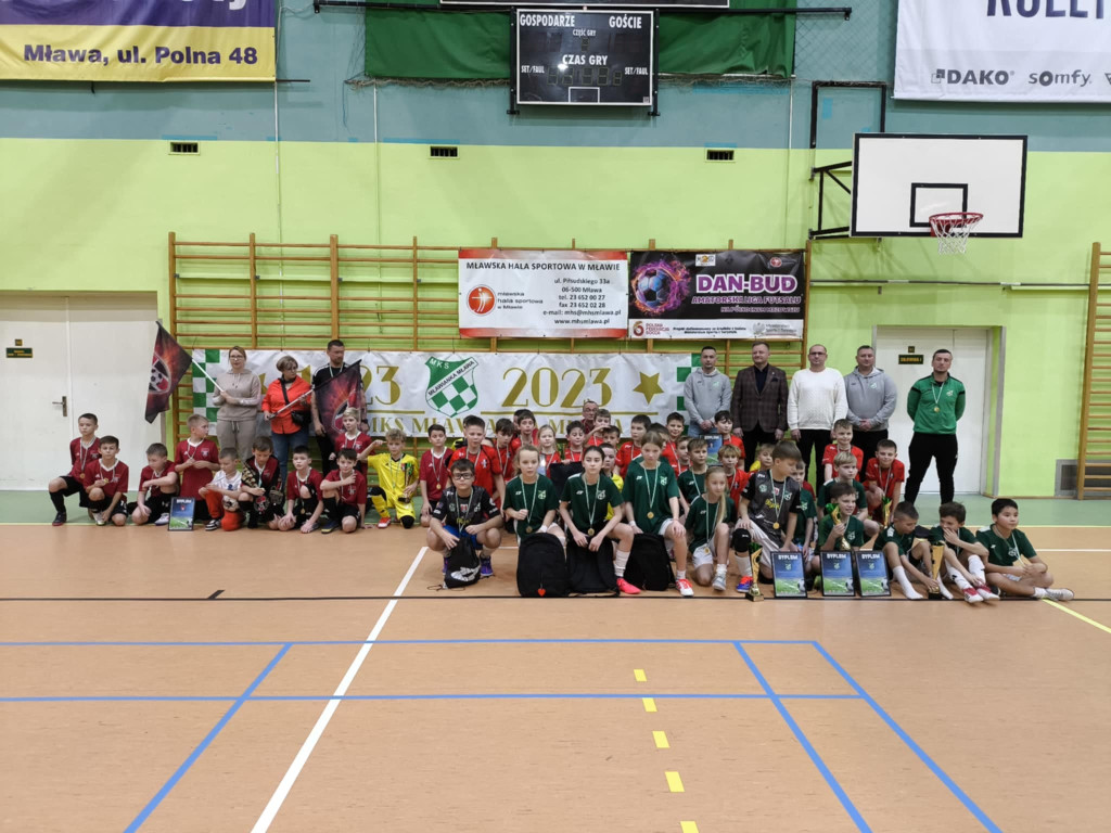 Debiut rocznika 2018 Mławianki. Wielkie emocje na hali