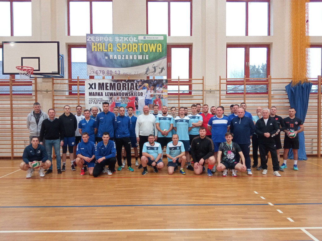 Puchar pojechał do Gostynina. Jedenasty taki memoriał