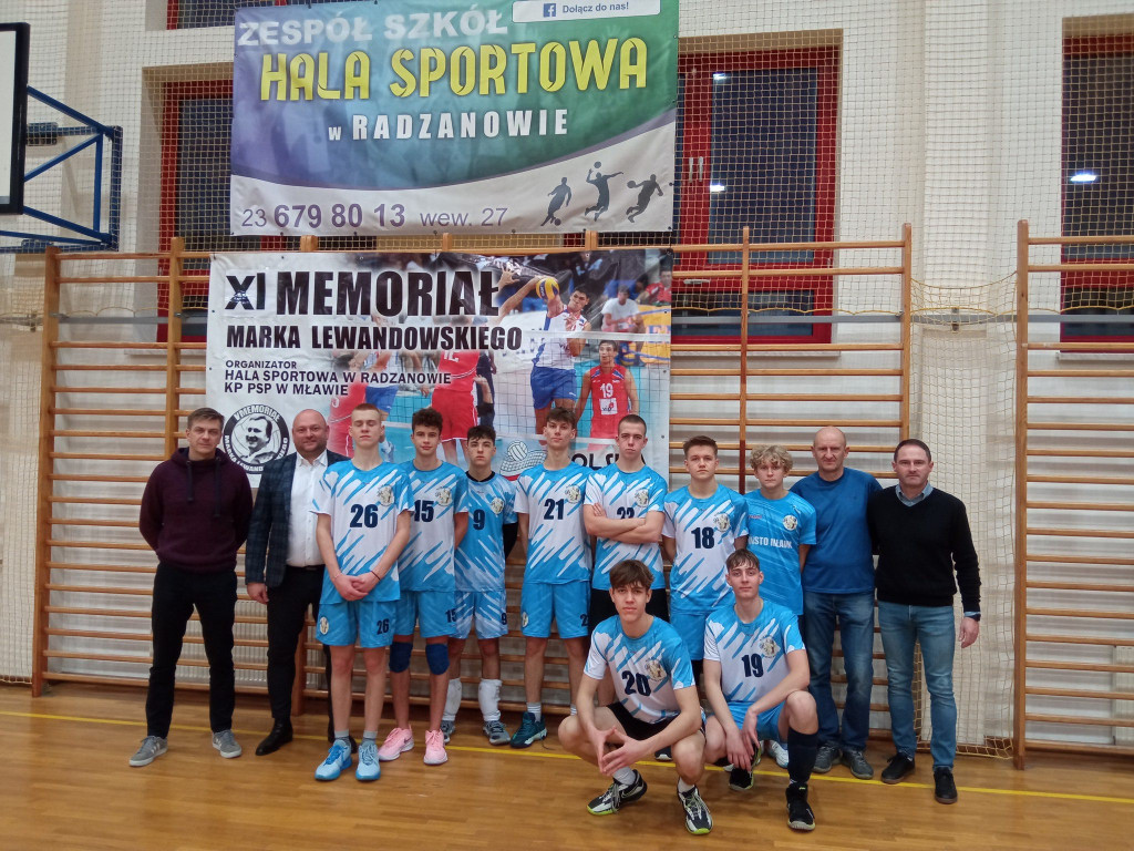 Puchar pojechał do Gostynina. Jedenasty taki memoriał