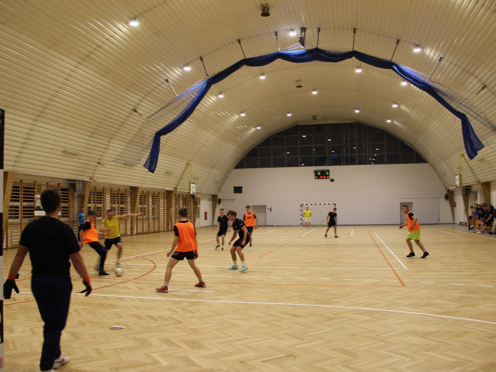 Albatrosy fruwały najwyżej. Grano we Wieczni Kościelnej