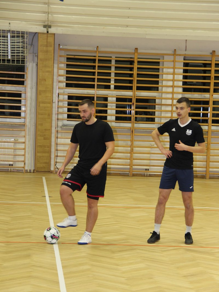 Albatrosy fruwały najwyżej. Grano we Wieczni Kościelnej