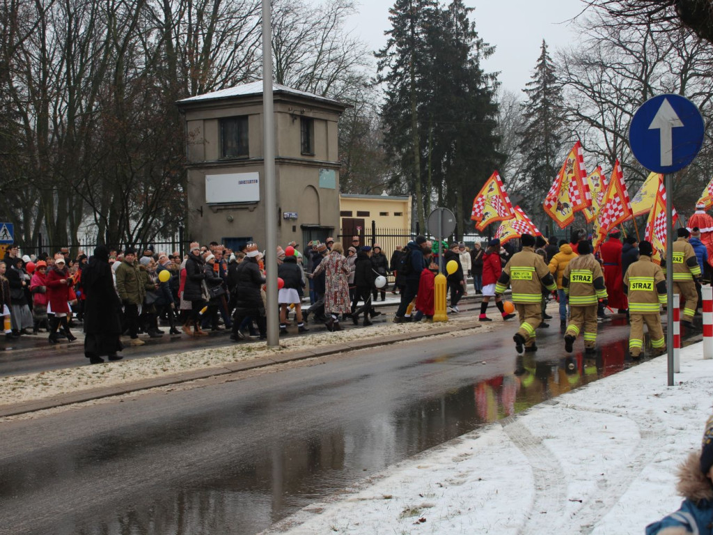 Mława świętowała Trzech Króli. Barwny orszak przeszedł ulicami miasta