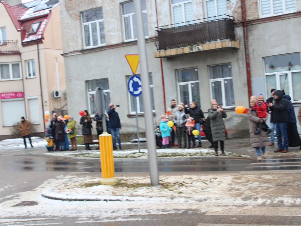 Mława świętowała Trzech Króli. Barwny orszak przeszedł ulicami miasta