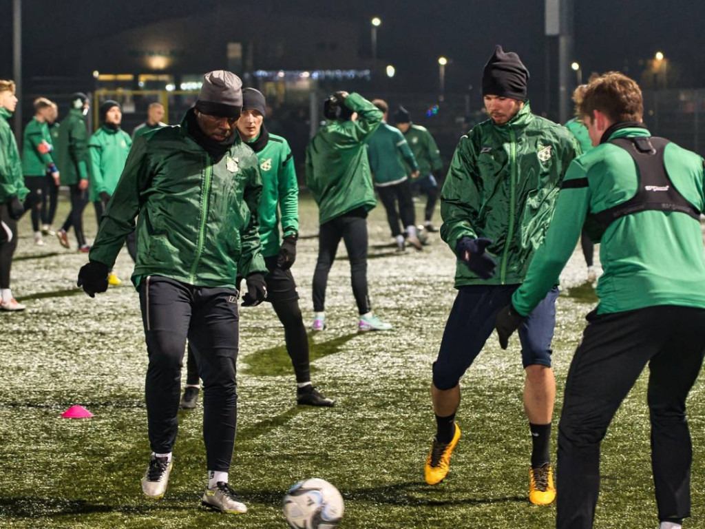 Kontuzjowani już trenują. Pożegnianie Ezany