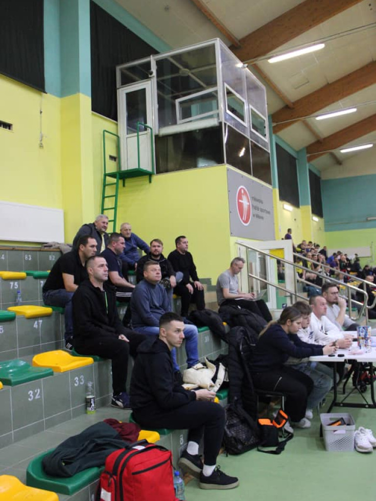 Walka o play-off w najlepsze. Warriors lepsi od Jokera