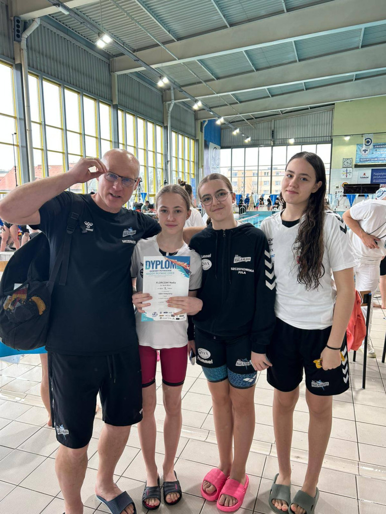 Medalowe łowy pływaków w Ciechanowie. Pięć krążków Daniiła