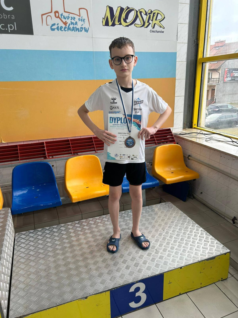 Medalowe łowy pływaków w Ciechanowie. Pięć krążków Daniiła