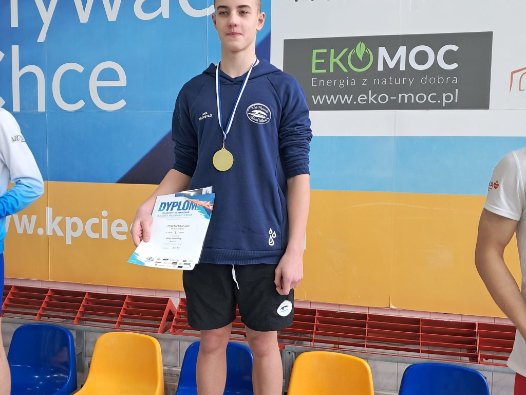 Medalowe łowy pływaków w Ciechanowie. Pięć krążków Daniiła