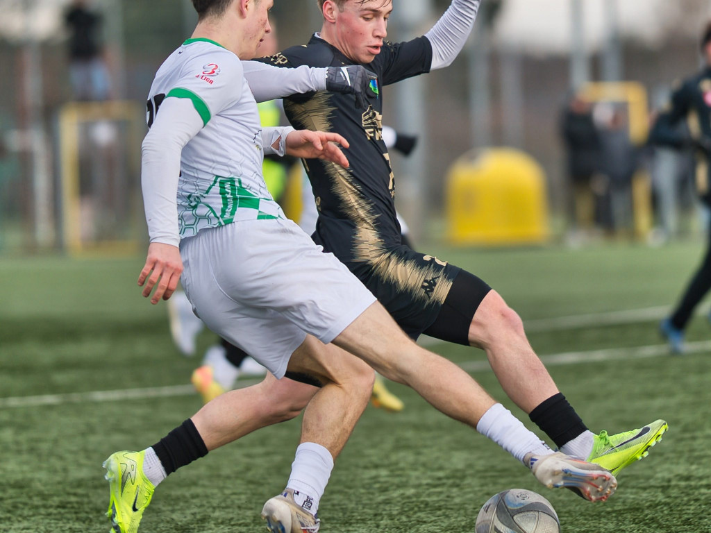 Dwucyfrowa liczba z Przasnyszem, porażka z Wisłą. Pracowity tydzień Mławianki