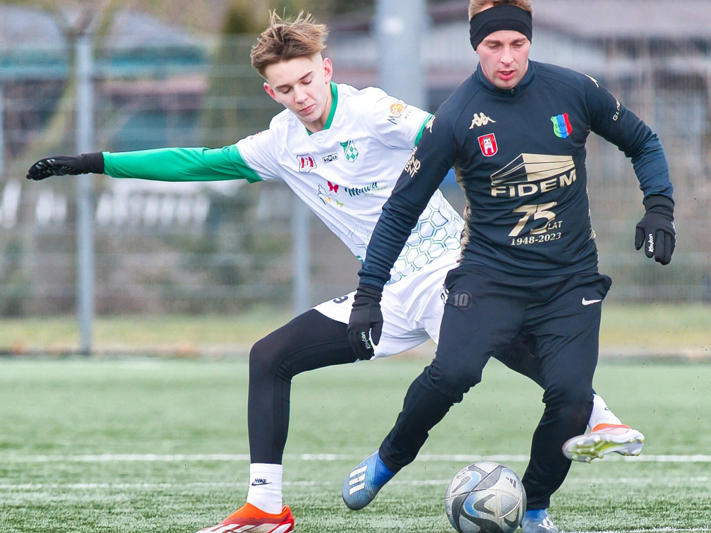 Dwucyfrowa liczba z Przasnyszem, porażka z Wisłą. Pracowity tydzień Mławianki