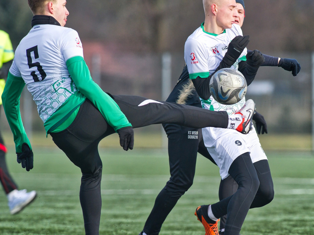 Dwucyfrowa liczba z Przasnyszem, porażka z Wisłą. Pracowity tydzień Mławianki