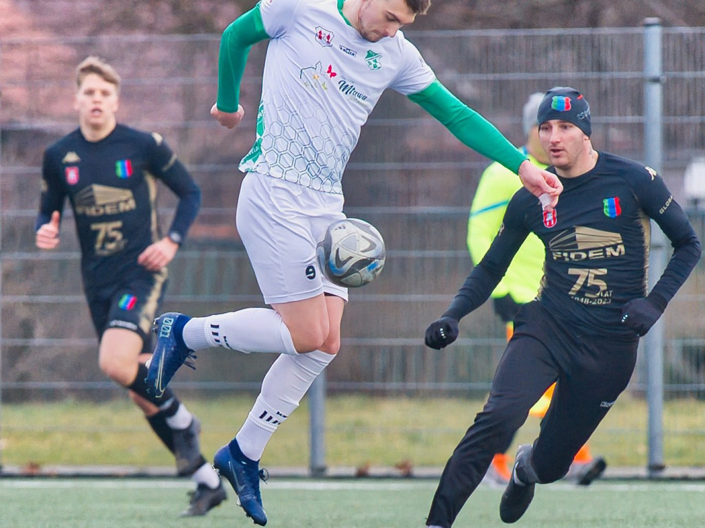 Dwucyfrowa liczba z Przasnyszem, porażka z Wisłą. Pracowity tydzień Mławianki