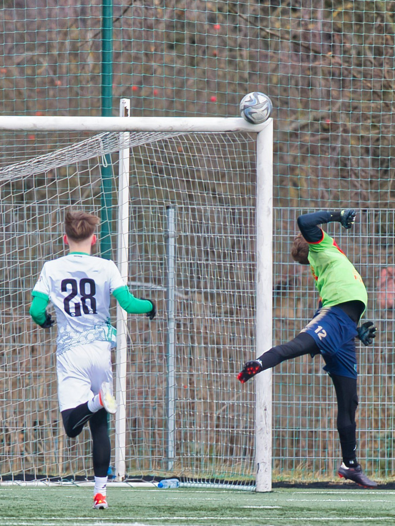 Dwucyfrowa liczba z Przasnyszem, porażka z Wisłą. Pracowity tydzień Mławianki