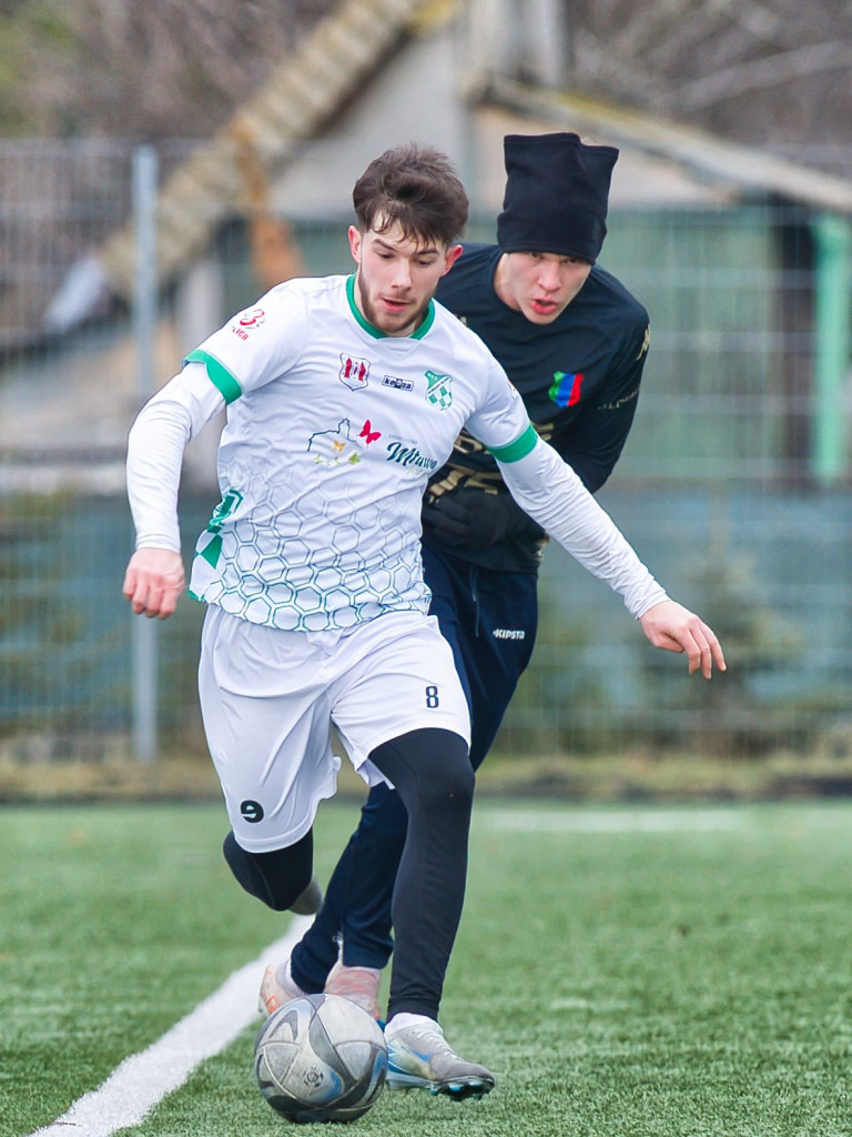 Dwucyfrowa liczba z Przasnyszem, porażka z Wisłą. Pracowity tydzień Mławianki