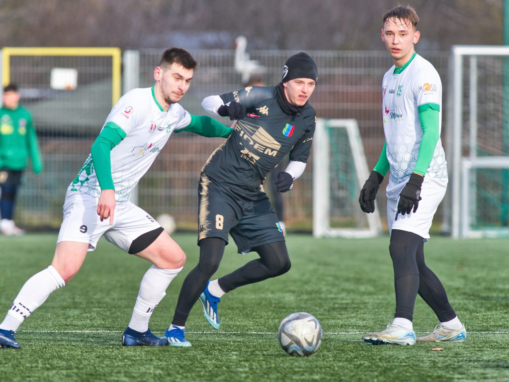 Dwucyfrowa liczba z Przasnyszem, porażka z Wisłą. Pracowity tydzień Mławianki