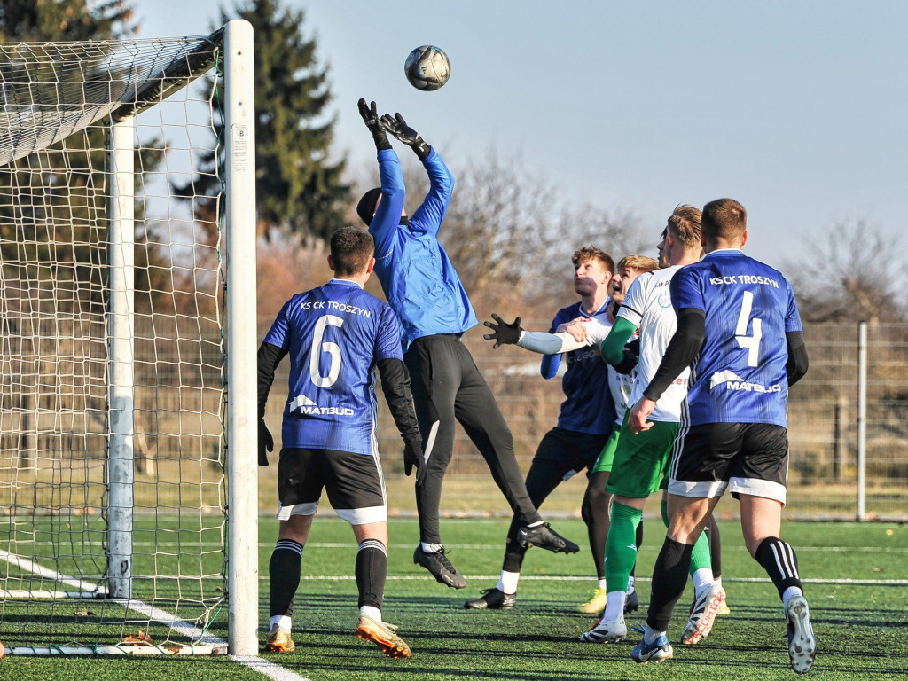 Nowy gracz Mławianki. Klęska w sparingu