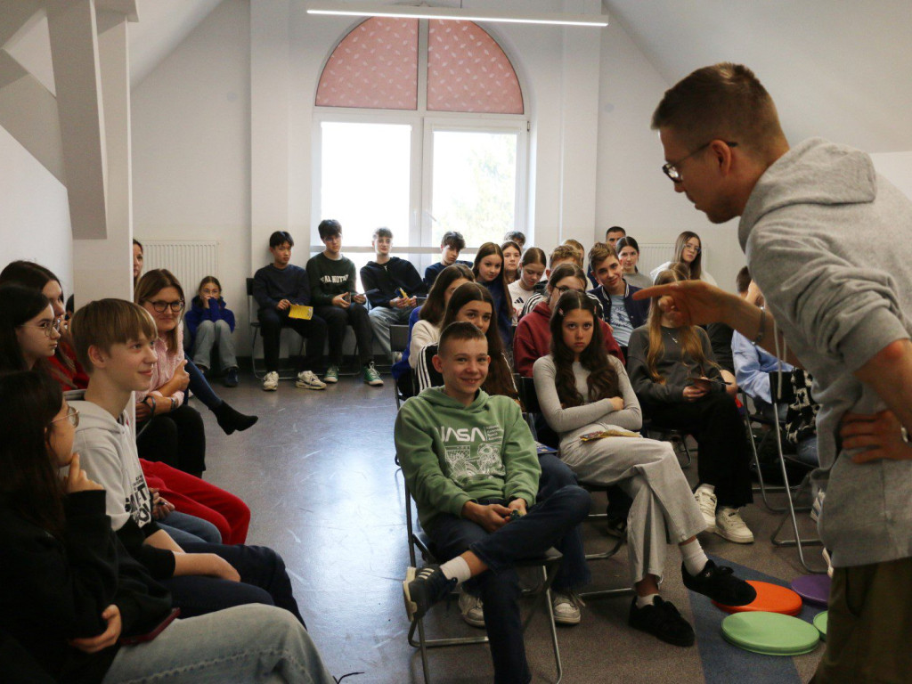 Raper Mikser z warsztatami w mławskich szkołach