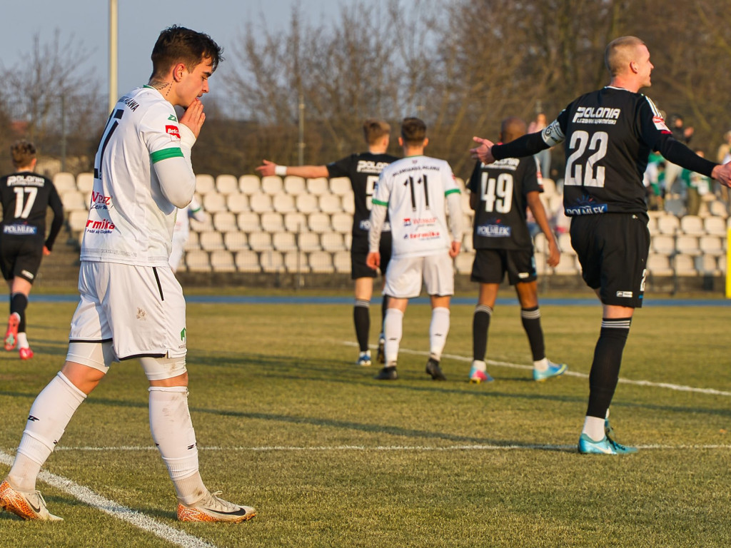 Prowadzenie nic nie dało. Wygrana z Polonią uciekła