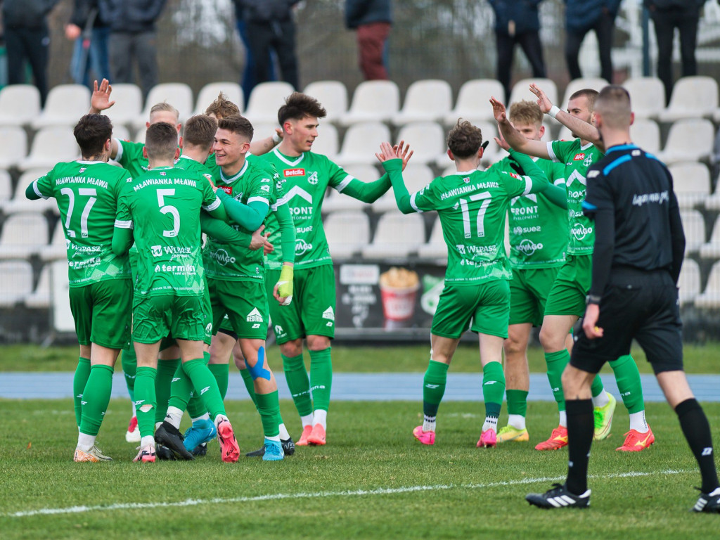 Popis z rzutów rożnych. Asysty Mateusza i Damiana