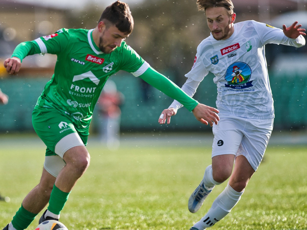 Popis z rzutów rożnych. Asysty Mateusza i Damiana