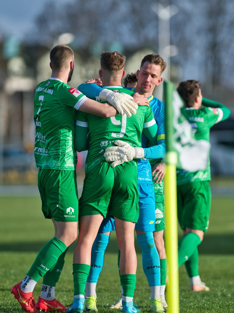 Popis z rzutów rożnych. Asysty Mateusza i Damiana