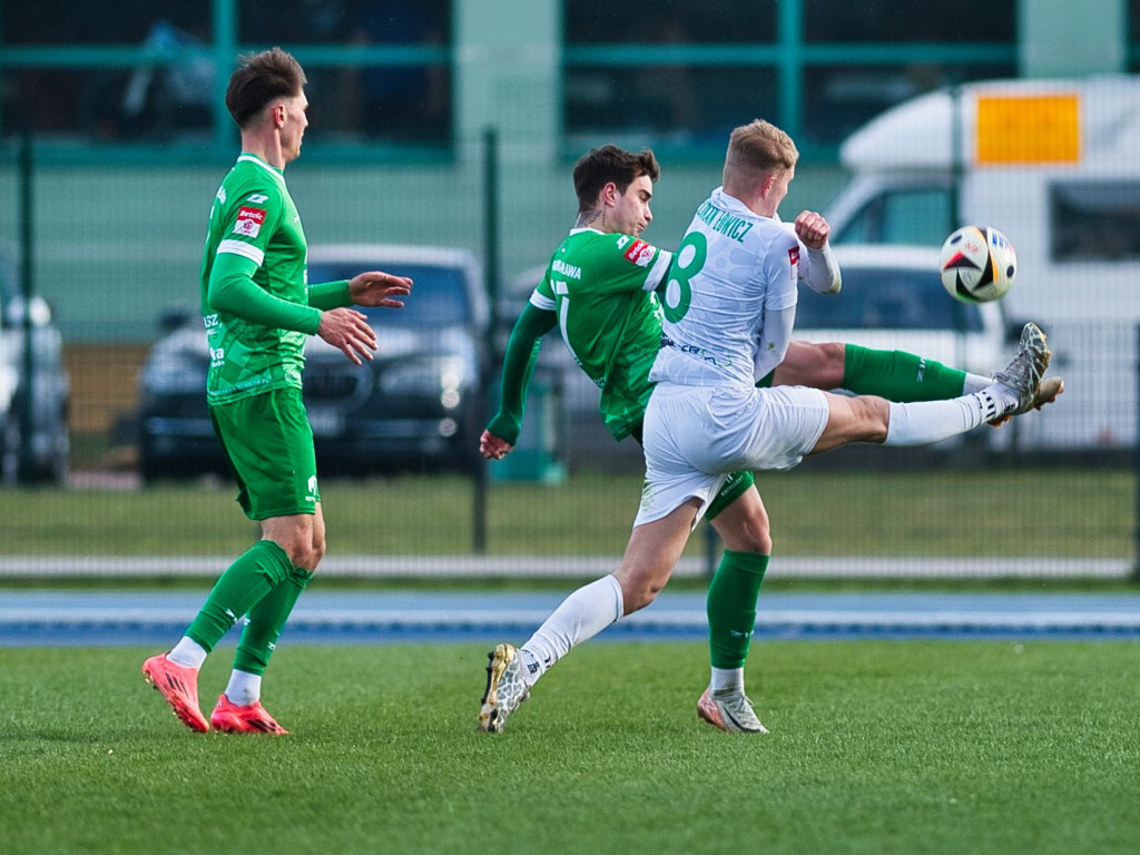 Popis z rzutów rożnych. Asysty Mateusza i Damiana