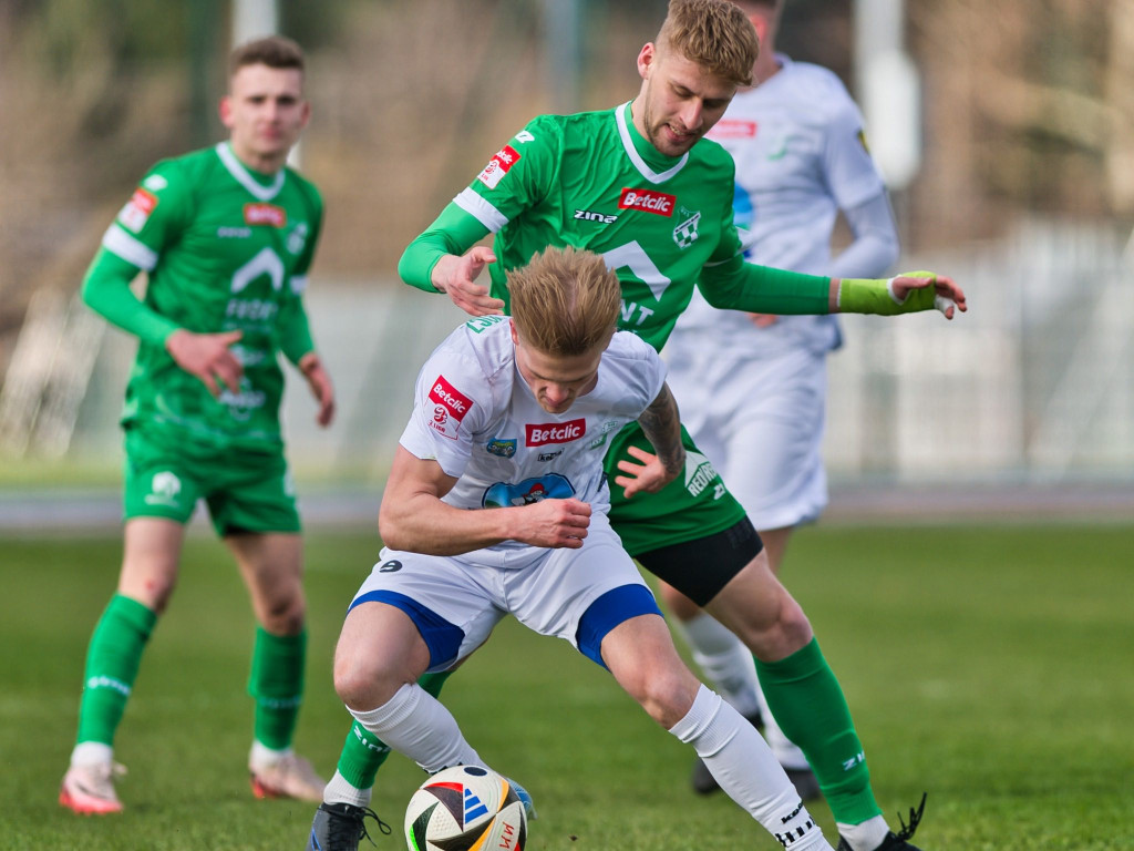 Popis z rzutów rożnych. Asysty Mateusza i Damiana