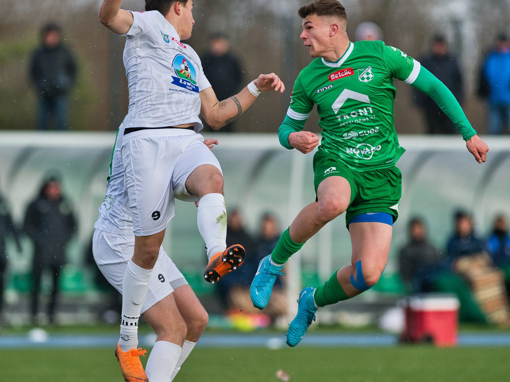 Popis z rzutów rożnych. Asysty Mateusza i Damiana