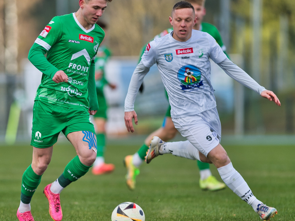 Popis z rzutów rożnych. Asysty Mateusza i Damiana