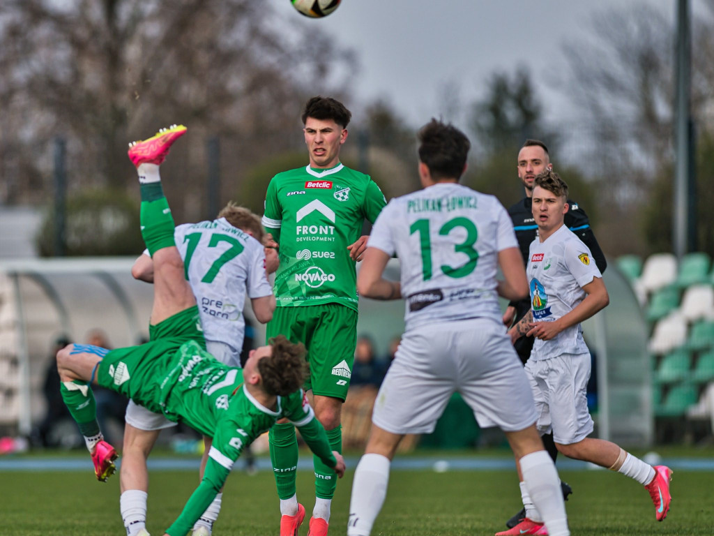 Popis z rzutów rożnych. Asysty Mateusza i Damiana