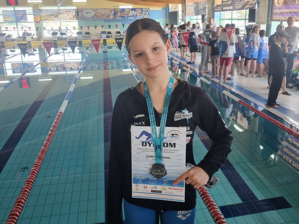 Z Hajnówki do Mławy. Wielkie emocje na basenie