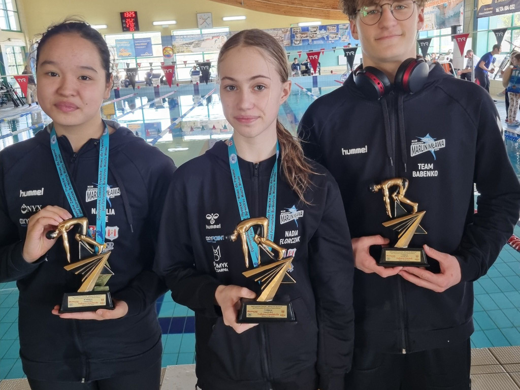 Z Hajnówki do Mławy. Wielkie emocje na basenie