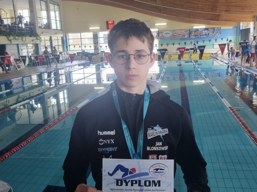 Z Hajnówki do Mławy. Wielkie emocje na basenie